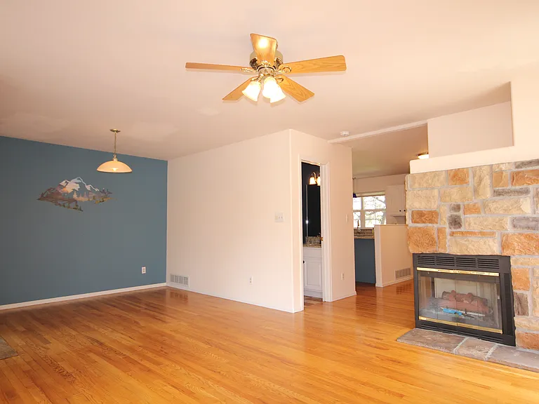 3220 Capstan Way #125 — Photo 8