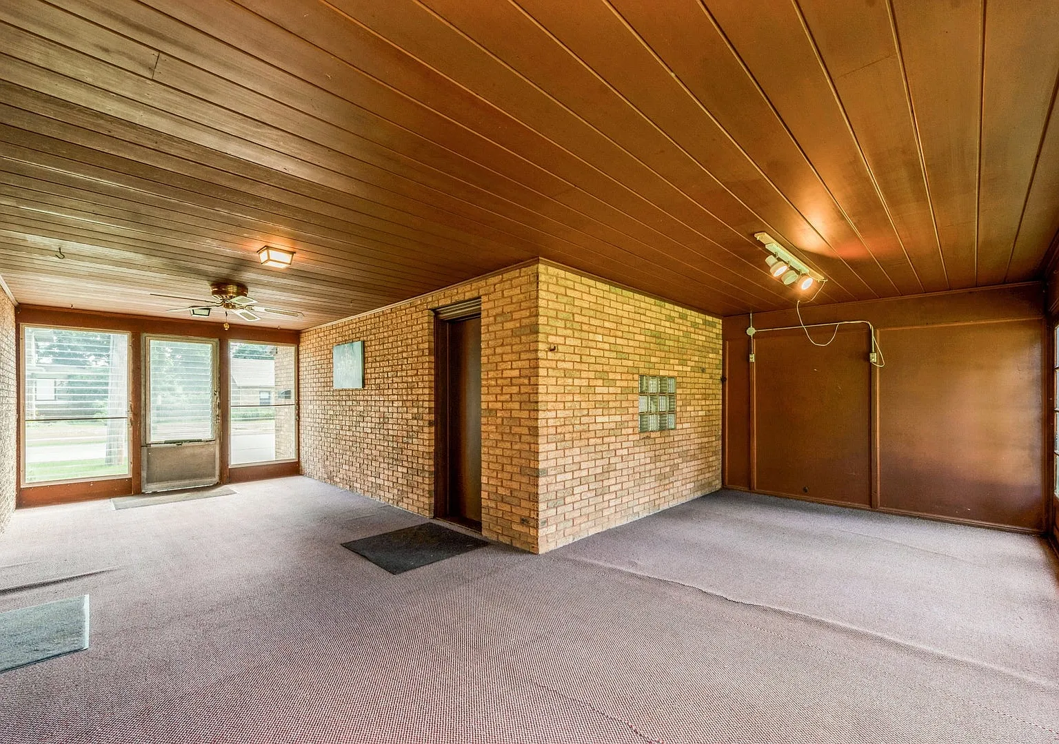2 bed, 1000 sqft, $2,500 — Photo 4