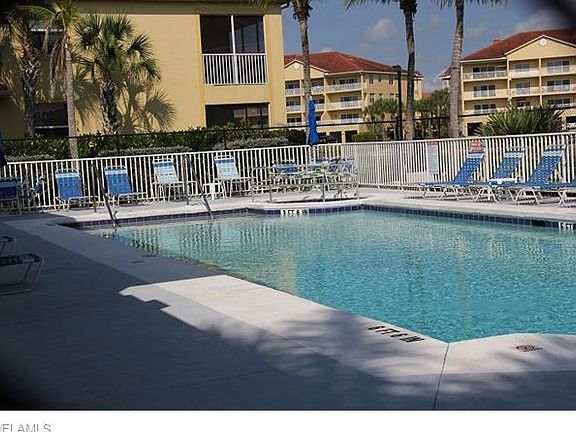 2nd image of 4222 Bellasol Cir APT 913