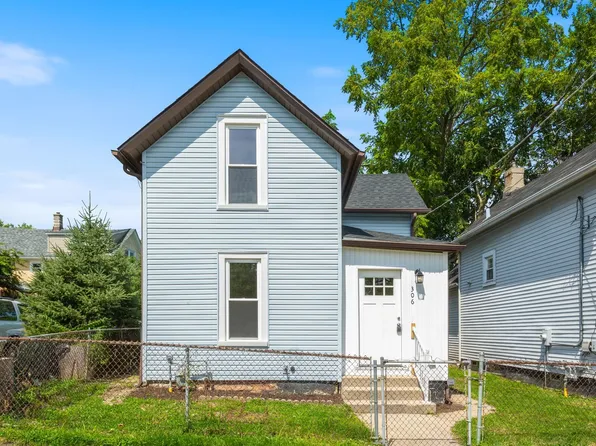 306 South Ave, Waukegan, IL 60085