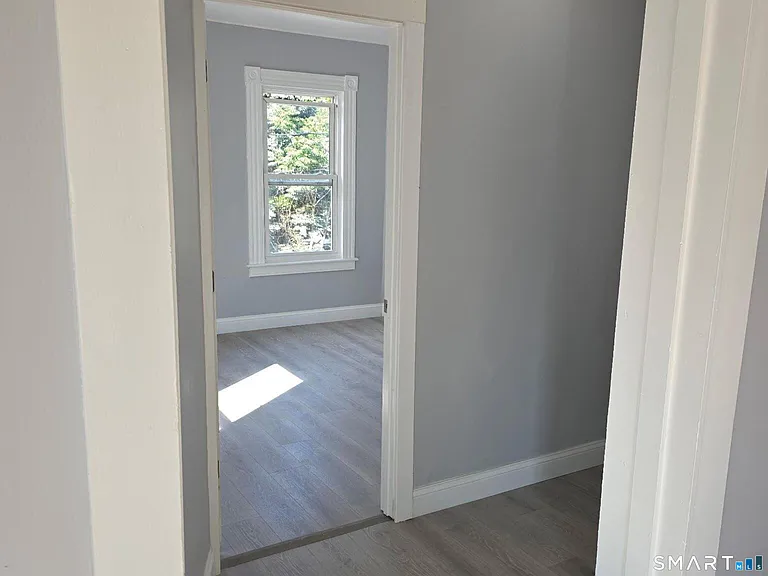 116 Locust St — Photo 3