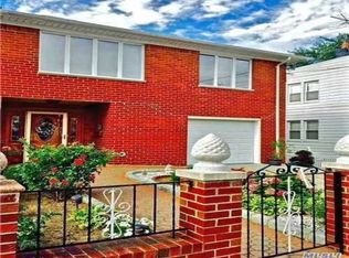 12511 13th Ave #2F, College Point, NY 11356