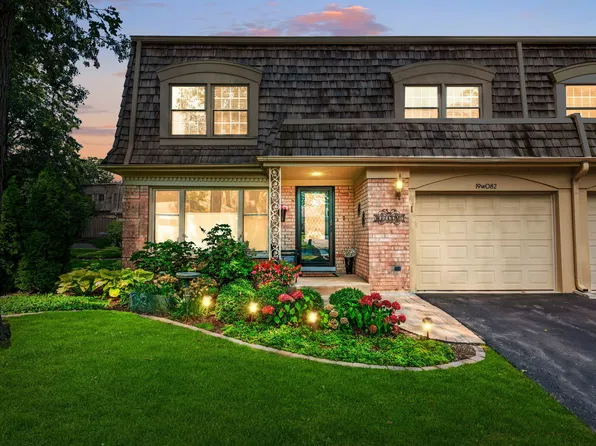 19W082 Avenue Barbizon, Oak Brook, IL 60523