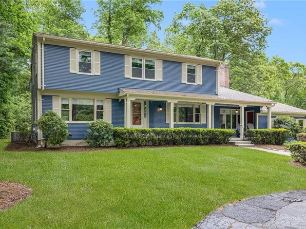 30 Abigail St, Warwick, RI 02818