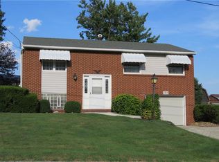 129 Burbank Dr, Irwin, PA