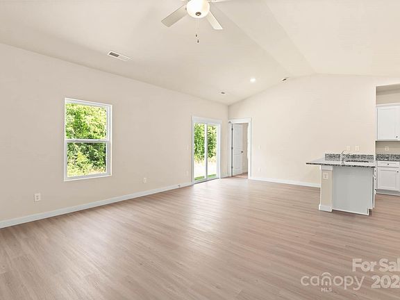 2nd image of 1057 Mordred St