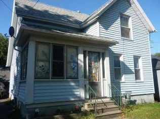 17 8th St, Rochester, NY 14609