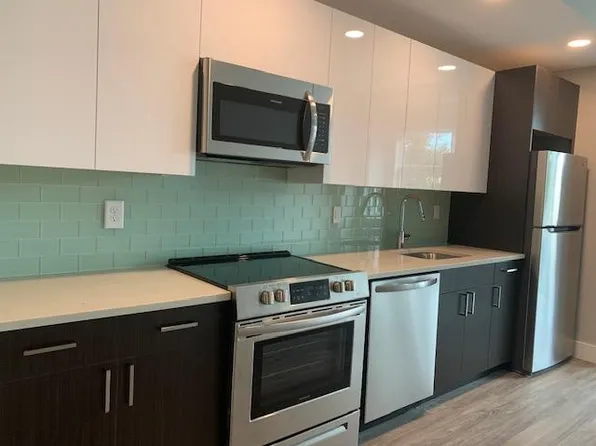 516 Broadway image 8 of 8