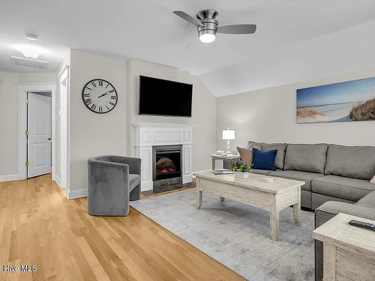 2 Saint Andrews Dr — Photo 24