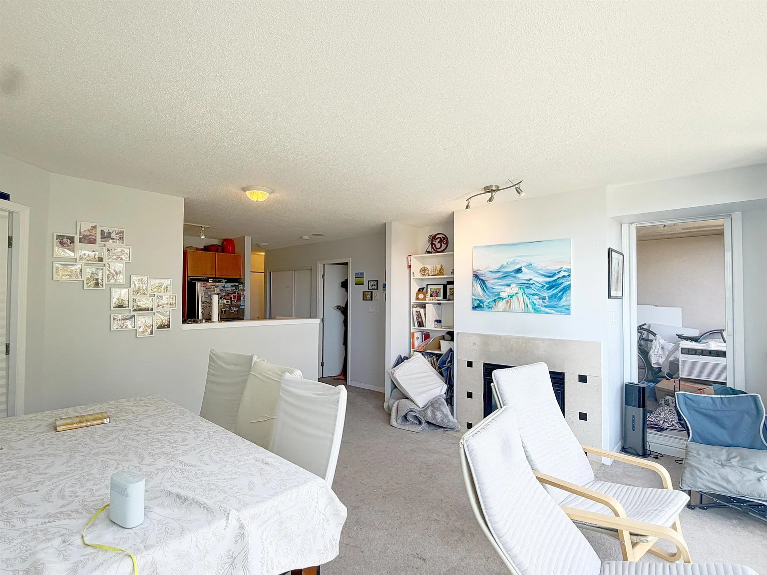 2 bed, 785 sqft, $3,000 — Photo 4