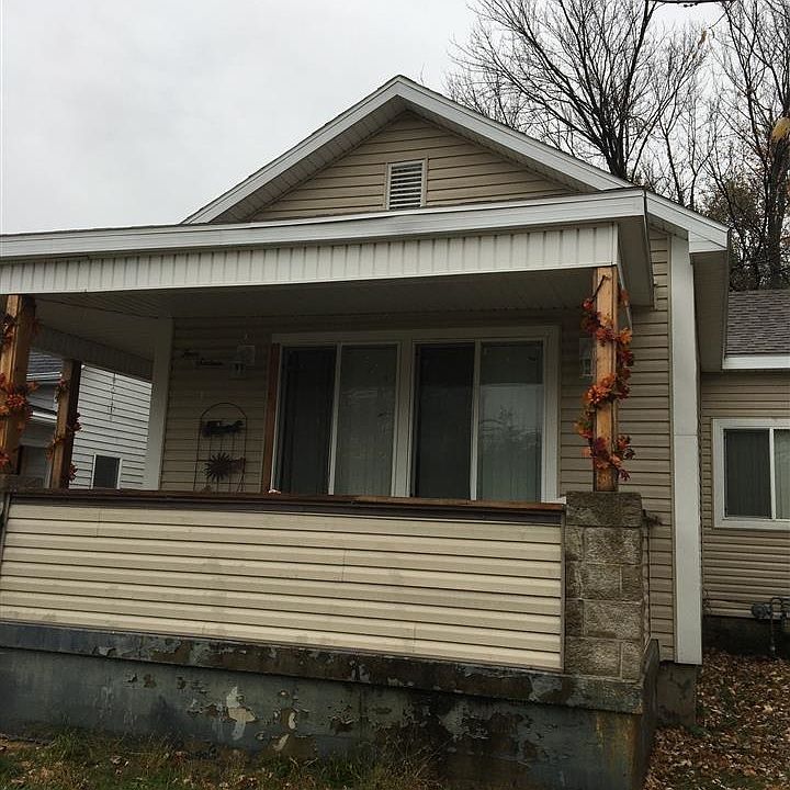 1st image of 416 E North St