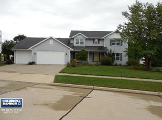 524 W Winrowe Ct, Appleton, WI 54913