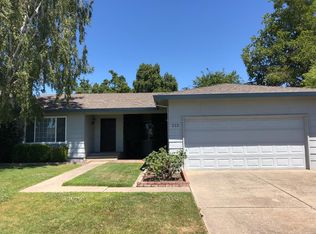212 Rainier Dr, Lodi, CA 95242