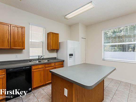 5th image of 5840 Mariposa Cove Ln