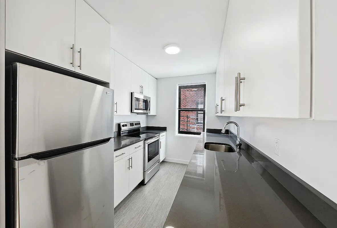 2 bed, $1,288 — Photo 2