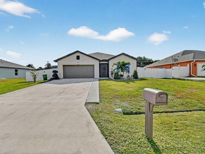 816 SW Jaslo Avenue, Port Saint Lucie, FL, 34953