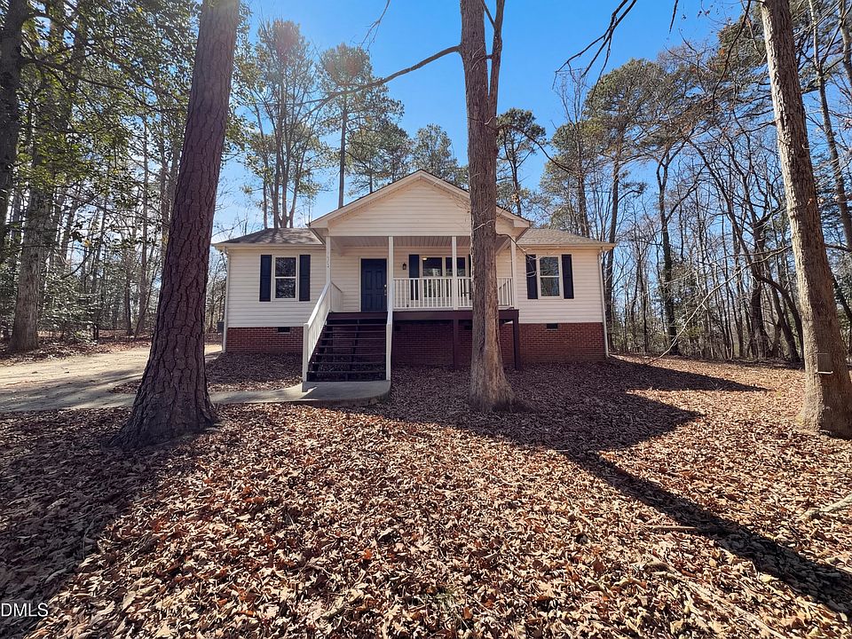1st image of 1313 Spruce Dr