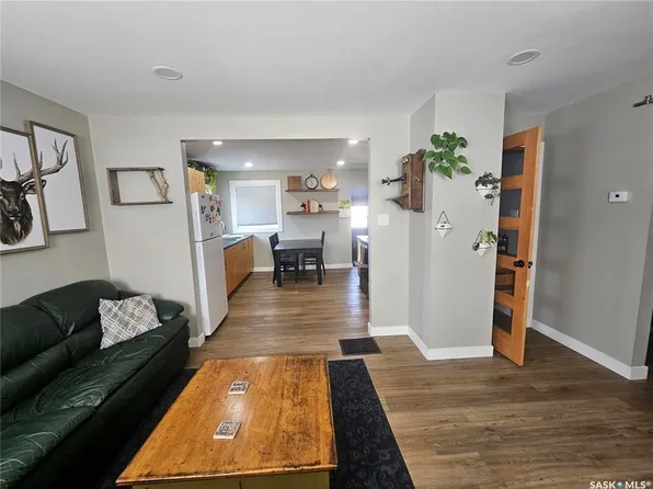 20 15th AVENUE SE, Swift Current, SK S9H 3S6