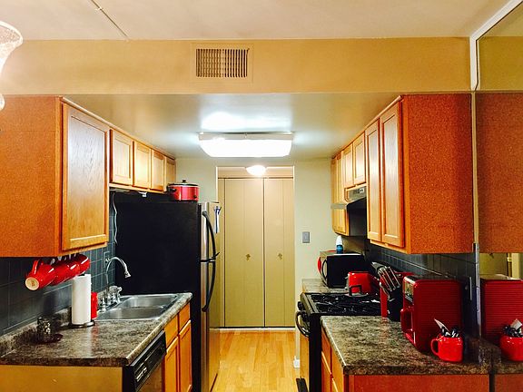4th image of 502 Redondo Dr APT 105