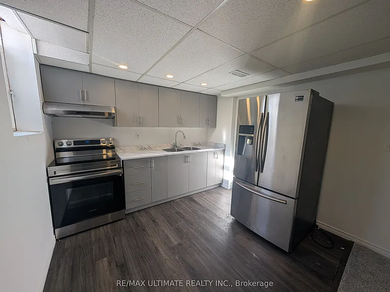 573 Sheppard Ave — Photo 3