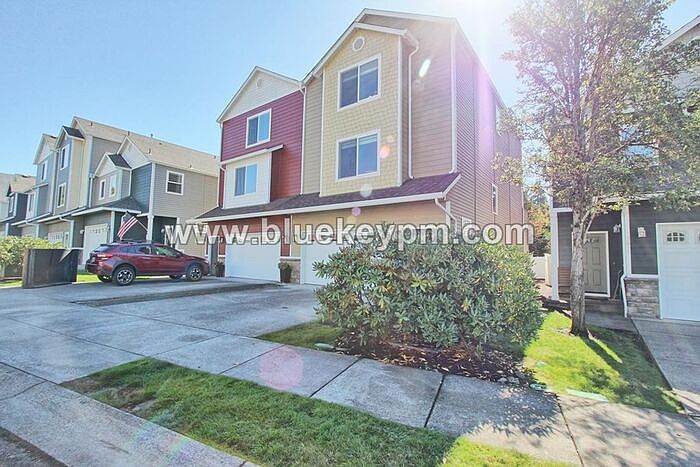 1st image of 3501 NE 80th St