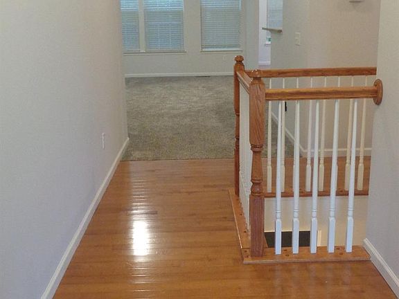 2nd image of 1424 Woodbury Glen Dr
