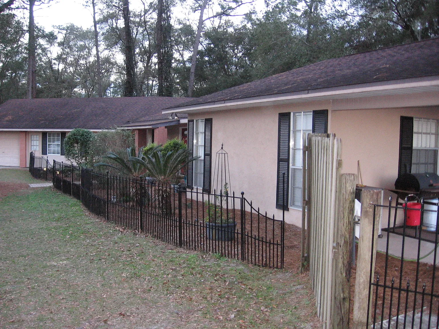 11573 SW 2nd Ln — Photo 2