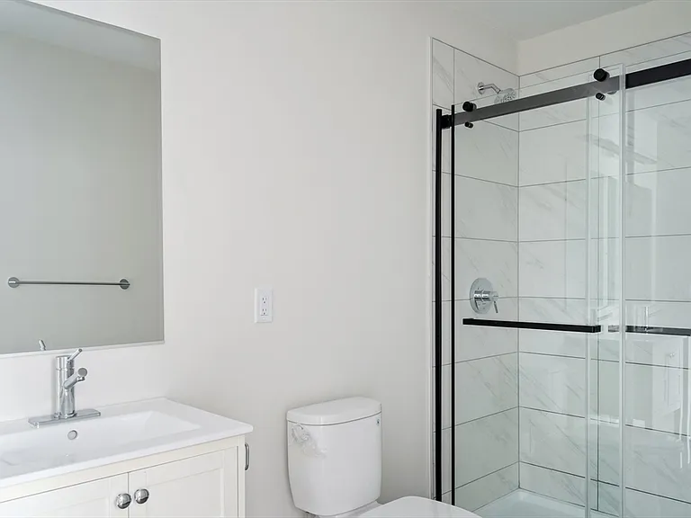 316 Belgrade Ave #201 — Photo 16
