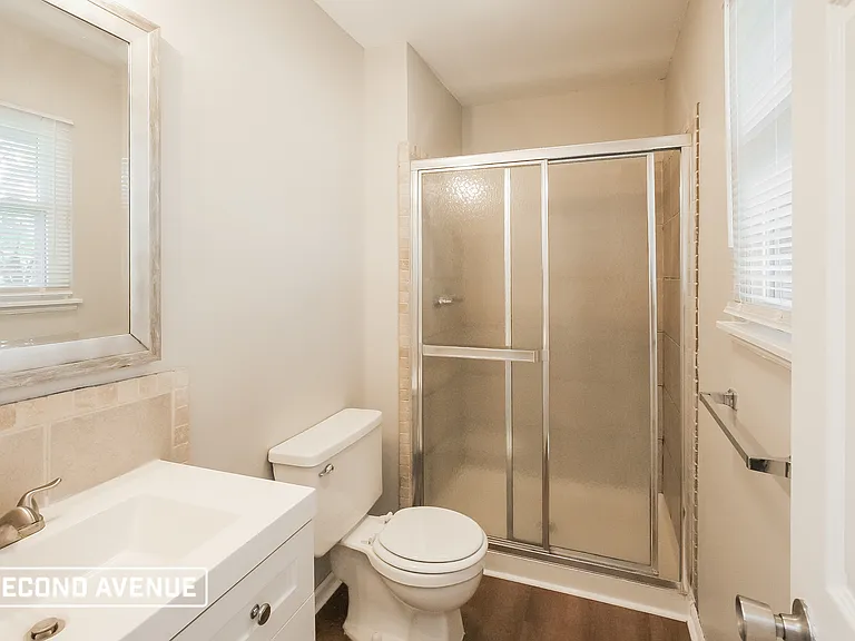 11032 N Harrison St — Photo 12