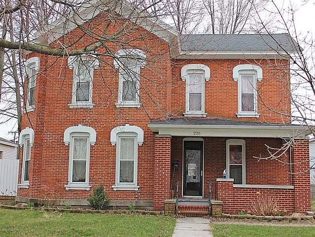 1st image of 225 College Ave
