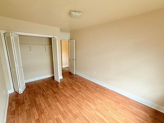 4th image of 4047 Bamberg Ave #A