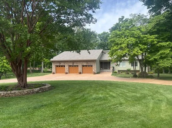 1018 Bunker Ridge Trl, Soddy Daisy, TN 37379