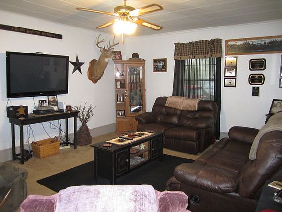 3rd image of 113 Sunrise Ave