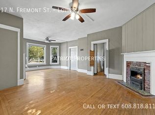 117 N Fremont St, Whitewater, WI 53190