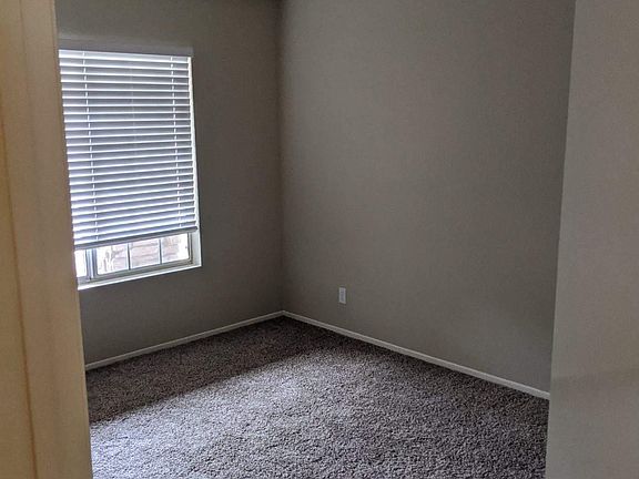 4th image of 32860 Trailwood Ct