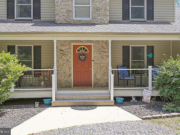 5th image of 199 Settlers Ln