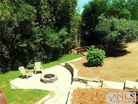 3rd image of 828 Maryland Dr