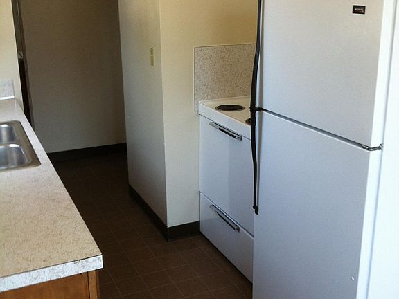 5th image of 2208 N Ave W