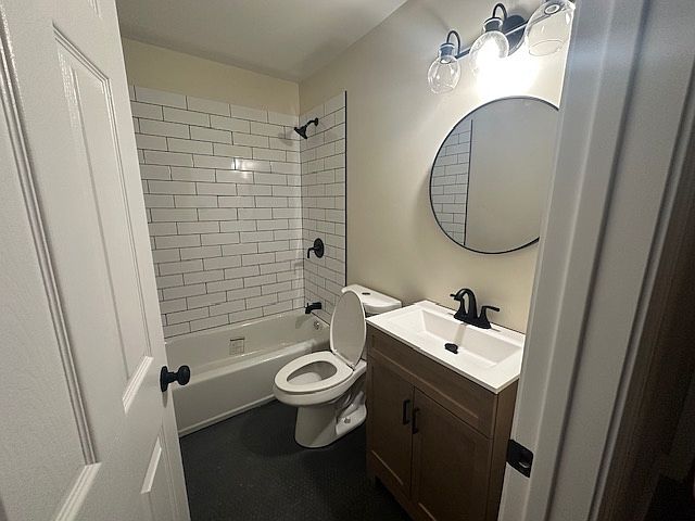 1st image of 1448 E 156th St APT 1E