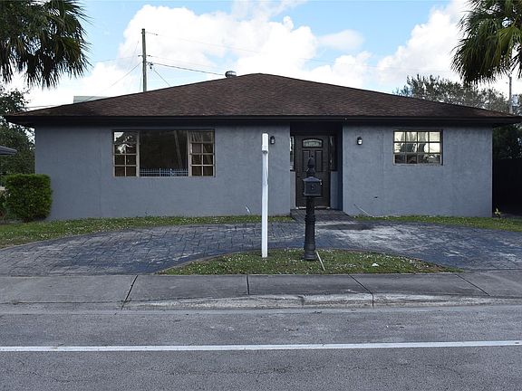 2nd image of 3001 NW 8th Place