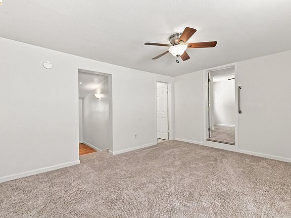 5th image of 18763 Foote St
