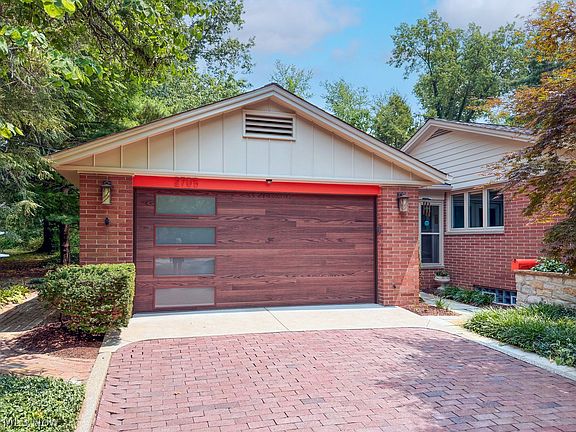 4th image of 2705 Horseshoe Blvd
