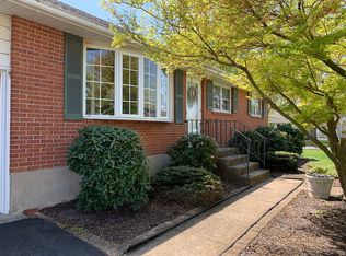 3930 Rutland Rd, Bethlehem, PA 18020