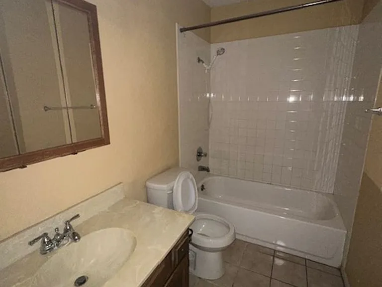 3725 Scranton Ln — Photo 11