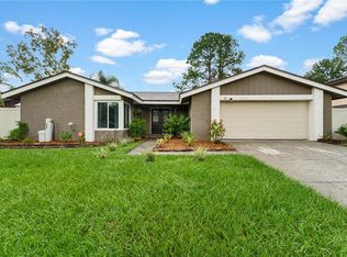 15635 Bear Creek Dr, Tampa, FL 33624