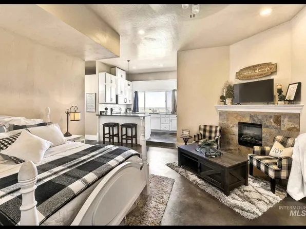 12810 Lakecrest Dr APT 1, Nampa, ID 83686