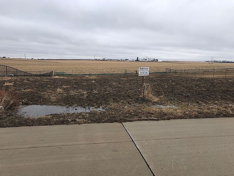 1st image of 2780 Creekview Trl
