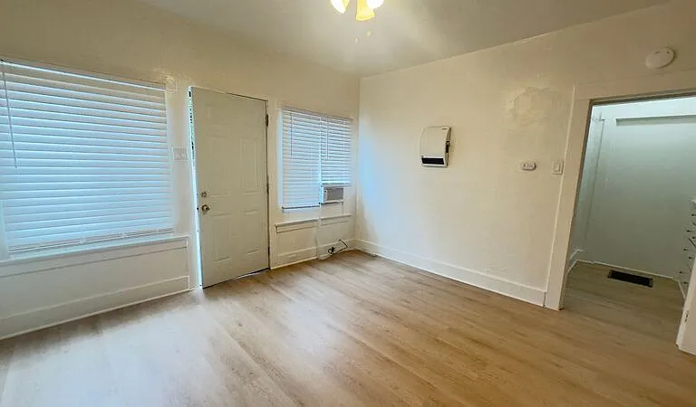 545 N Oakland Ave #2-91101 — Photo 3