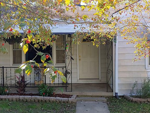 3rd image of 113 Lanter Dr