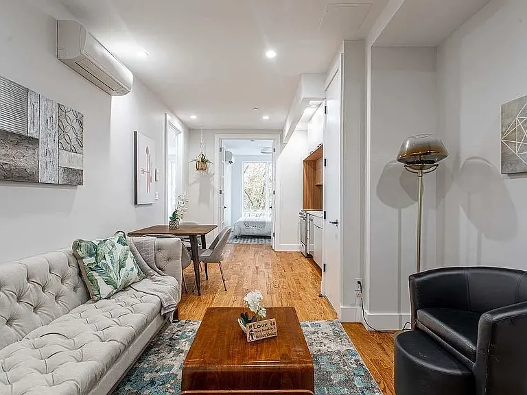 250 Lenox Rd #4D — Photo 3